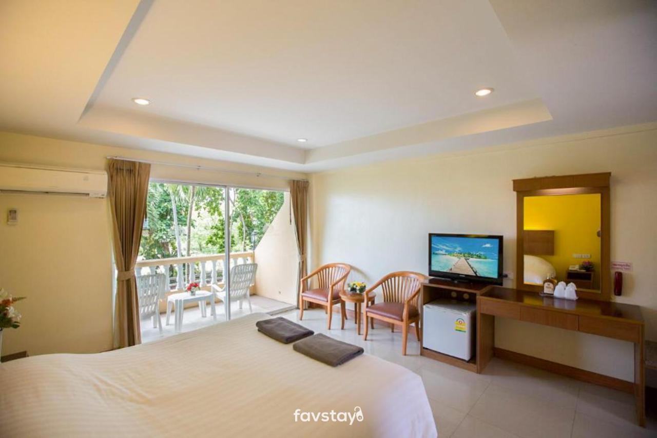 Twin Palms Suites And Residence פאטאיה מראה חיצוני תמונה
