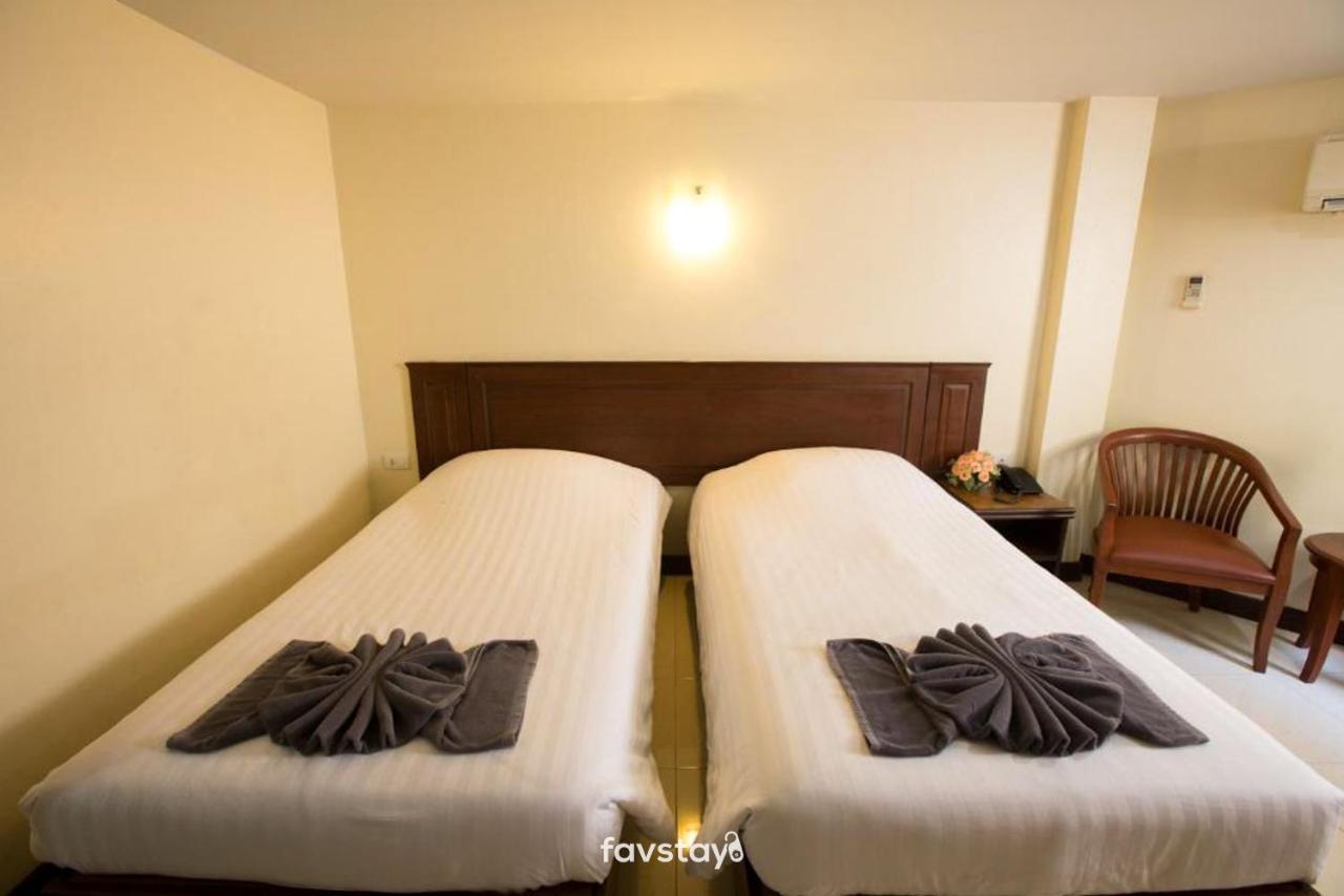 Twin Palms Suites And Residence פאטאיה מראה חיצוני תמונה