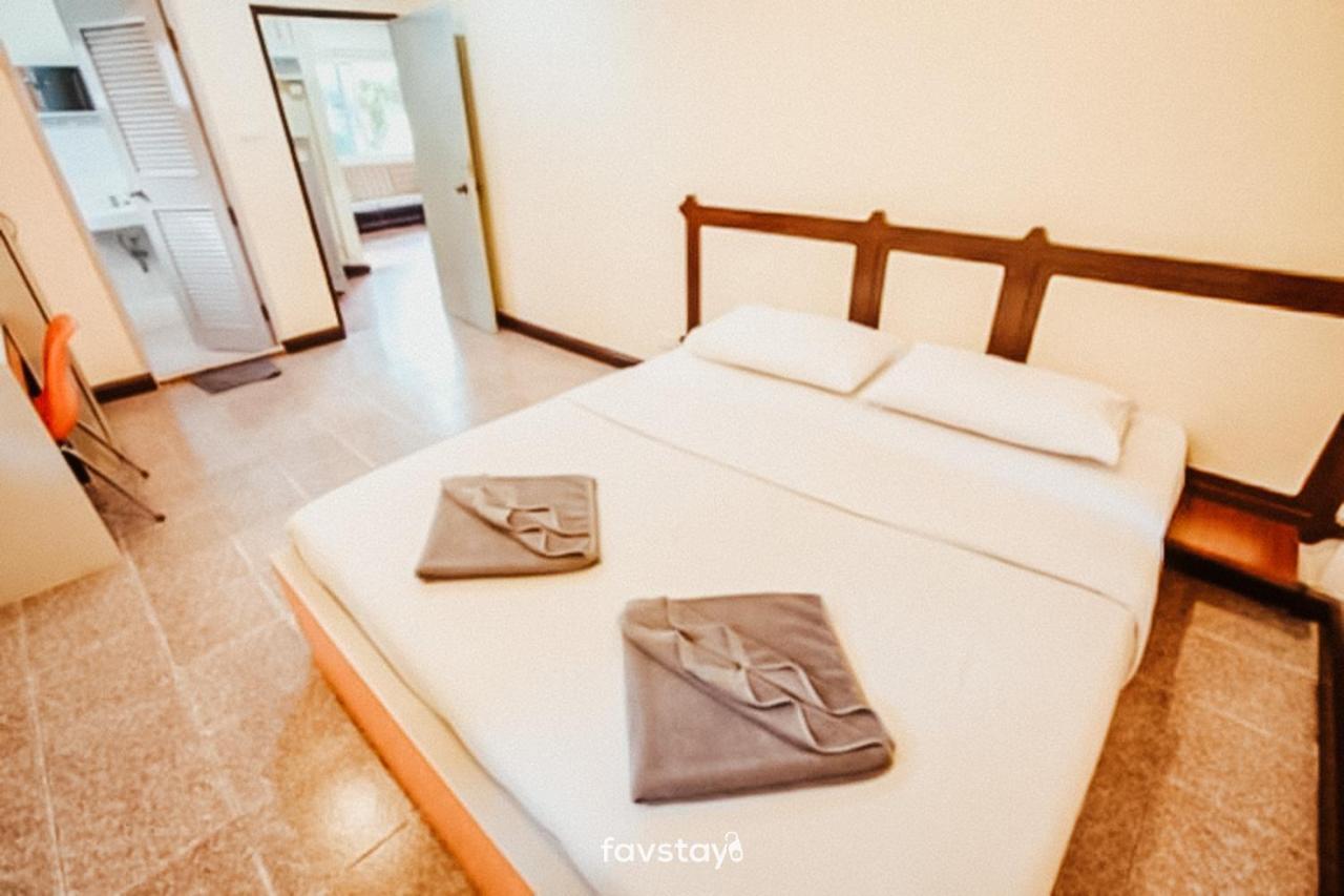 Twin Palms Suites And Residence פאטאיה מראה חיצוני תמונה